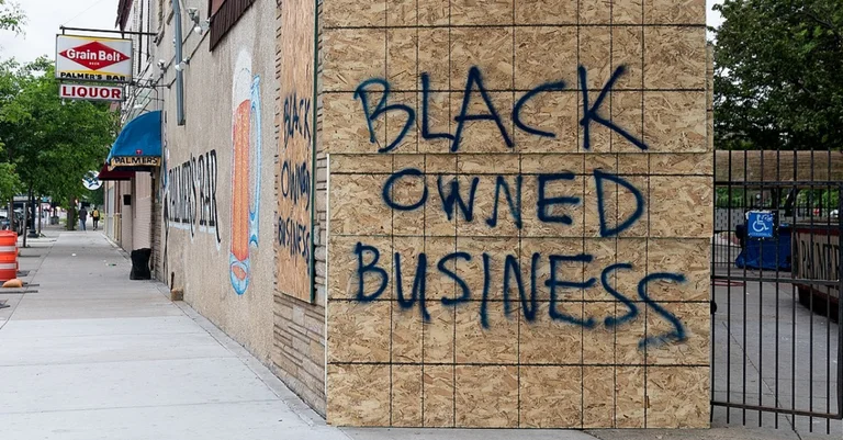 Vorschaubild: Umstrittene Neuerung: Google Maps kennzeichnet Firmen von Schwarzen