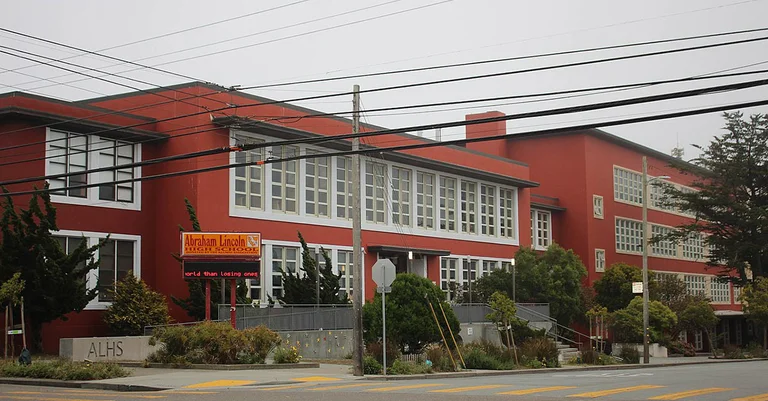 Vorschaubild: Lincoln-Schule vor Umbenennung: „Nicht genug“ für Schwarze getan