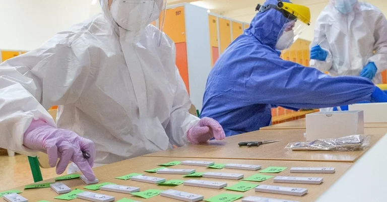 Vorschaubild: Skurril: Kurz will Bevölkerung für Teilnahme an Massentests bezahlen