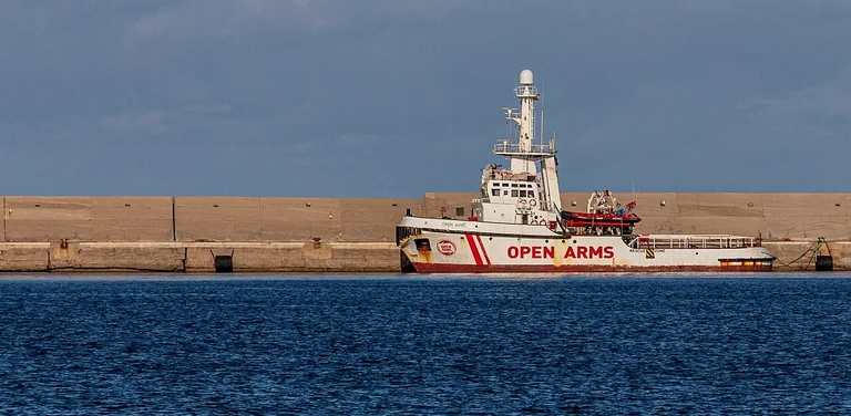 Vorschaubild: Schiff „Open Arms“ mit über 200 Migranten auf Sizilien eingetroffen
