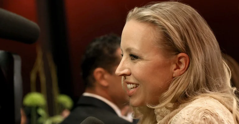 Vorschaubild: Promis begehren auf: Proll, Gottwald & Co laut gegen Impfpflicht