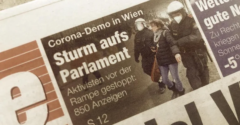 Vorschaubild: Medienkritik: Monologe im Pressehauptquartier