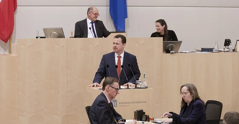 Vorschaubild: „Grüner Pass“ wird verlängert – FPÖ fordert Abschaffung