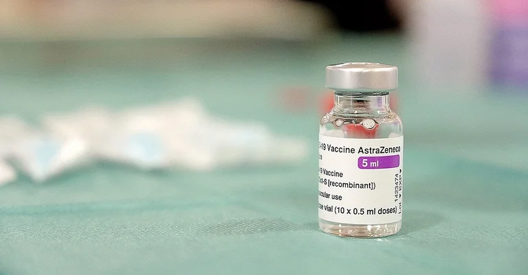 Vorschaubild: „Astra Zeneca“: Immer mehr Länder setzen Impfung aus