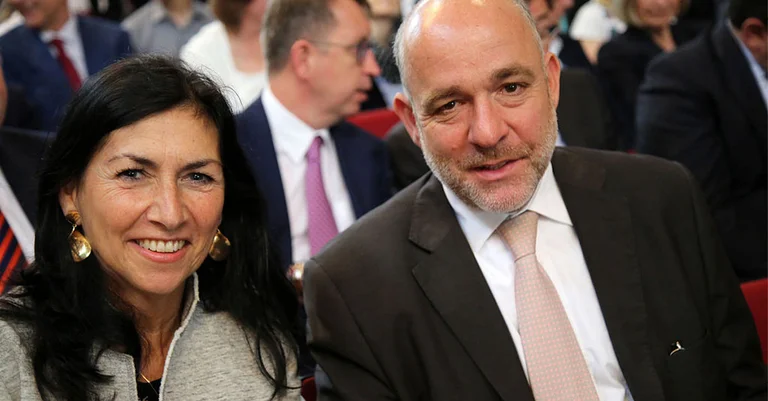 Vorschaubild: ÖVP-Politiker verliert vor Gericht – und lässt sich medial als Sieger feiern