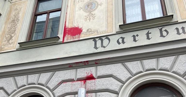 Vorschaubild: Antifa-Farbangriff auf Burschenschaften in Graz