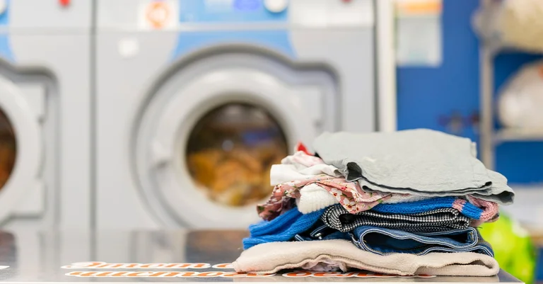 Vorschaubild: Skurrile WEF-Forderung: Hosen nur noch einmal im Monat waschen