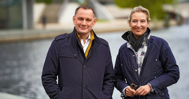 Vorschaubild: Weidel & Chrupalla: „Wir lehnen diese Brüssel-EU ab“ (Teil 3)