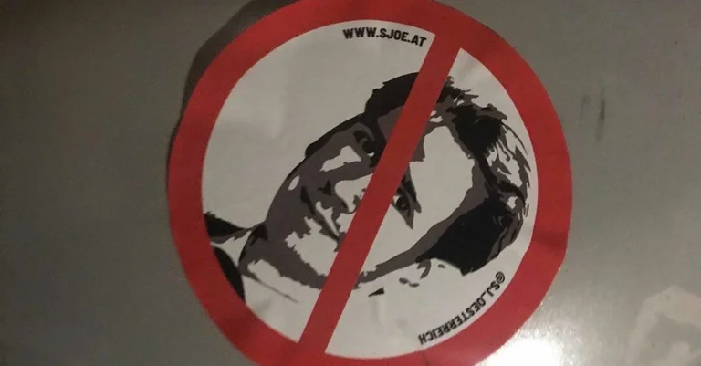 Vorschaubild: FRISCH GEKLEBT: Kurzschluss