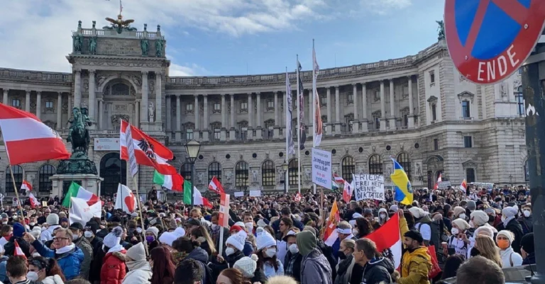 Vorschaubild: Liveticker von der Corona-Großdemo in Wien