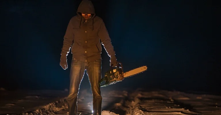 Vorschaubild: Mit Kettensäge und Messer: Mann versuchte Rivalen zu töten