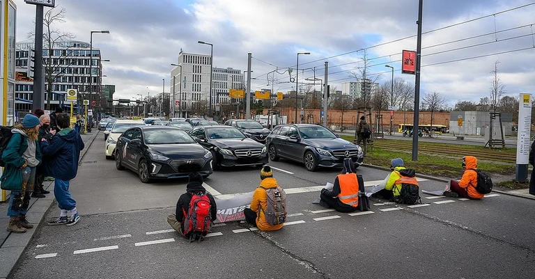 Vorschaubild: Warnungen vor einer „grünen RAF“ werden lauter