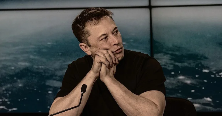 Vorschaubild: Elon Musk stellt der Ukraine das Internet ab