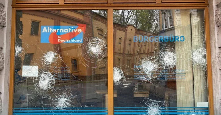Vorschaubild: Angriff auf AfD-Wahlkreisbüro in Eisenach