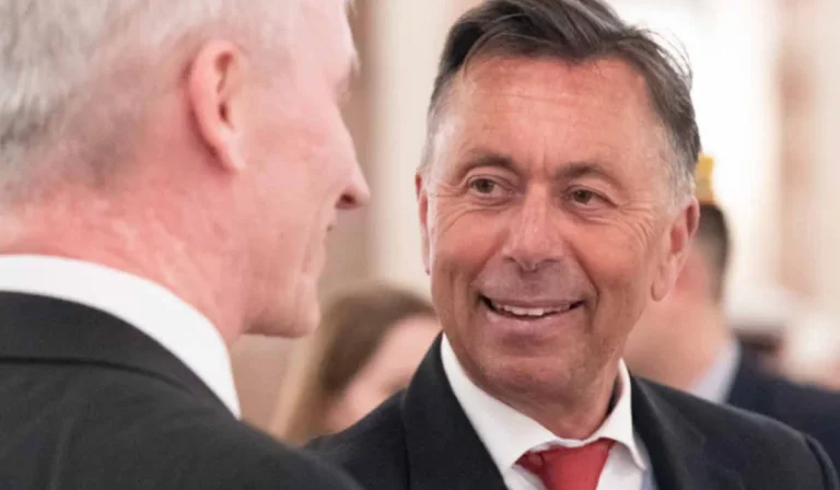 Vorschaubild: Interview mit Norbert Bolz: „Wir müssen gegen den Bullshit, das Geschwätz kämpfen!“ 