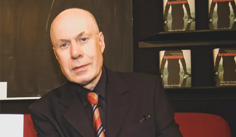 Vorschaubild: FREILICH Gespräch: „Bei mir schrillen die Alarmglocken“
