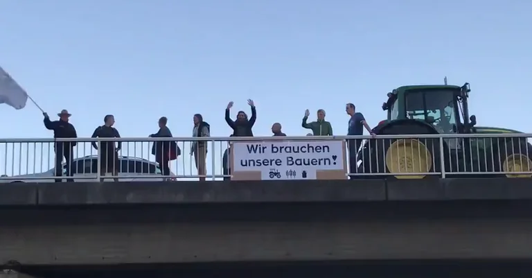Vorschaubild: Jetzt kommen die Bauern-Proteste auch nach Deutschland!
