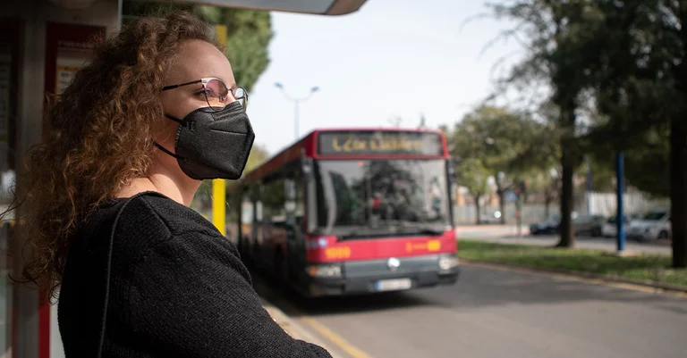 Vorschaubild: Still & heimlich: Wien verlängert Öffi-Maskenpflicht bis Oktober