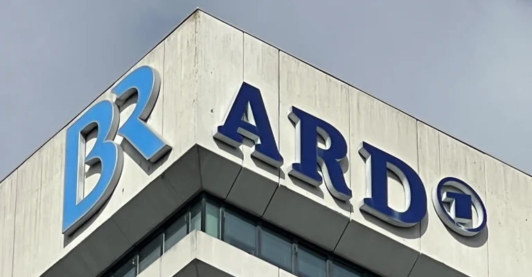 Vorschaubild: Bayerischer Rundfunk: Direktorin erhielt rund 500.000 Euro für Nebenjobs