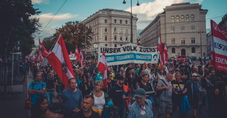 Vorschaubild: Wien: „Megademo 2.0“ gegen Russland-Sanktionen und Teuerung