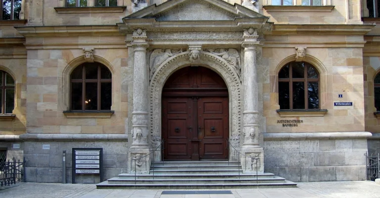 Vorschaubild: Oberlandesgericht Bamberg erkennt Kinderehe an