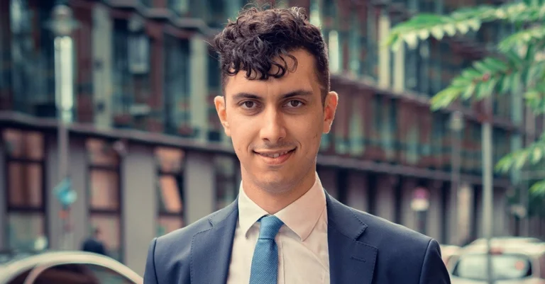 Vorschaubild: Tulsi Gabbard: Sahra Wagenknecht auf Hawaii getrimmt