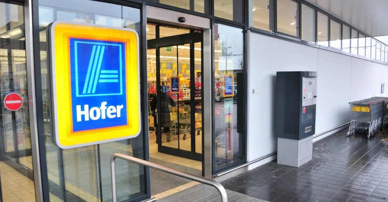 Vorschaubild: Zu klein, zu groß, zu krumm: Hofer verarbeitet überschüssiges Obst und Gemüse