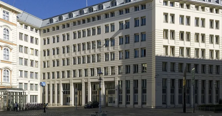 Vorschaubild: Österreich: Ministerium weiß nicht, wie viele Asylwerber „verloren“ gehen