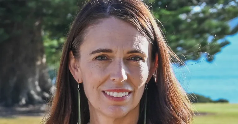 Vorschaubild: Neuseeländische Regierungschefin Ardern tritt zurück