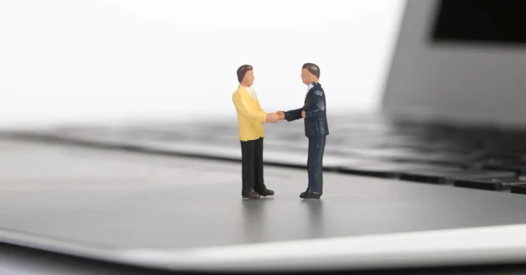 Vorschaubild: Claire Zachanassian besucht die EU und die Ukraine