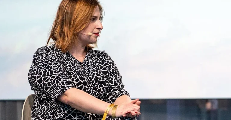 Vorschaubild: Linksradikale Autorin Strobl hält Vortrag an Uni Graz