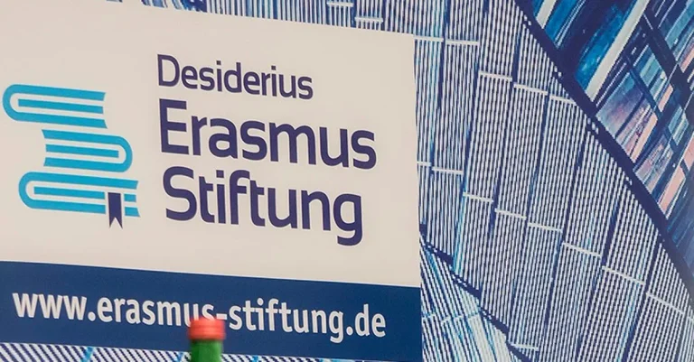 Vorschaubild: Journalistin fordert weitere finanzielle Ausgrenzung AfD-naher Stiftung