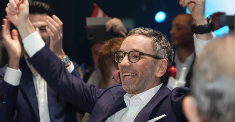 Vorschaubild: FPÖ stabil auf erstem Platz