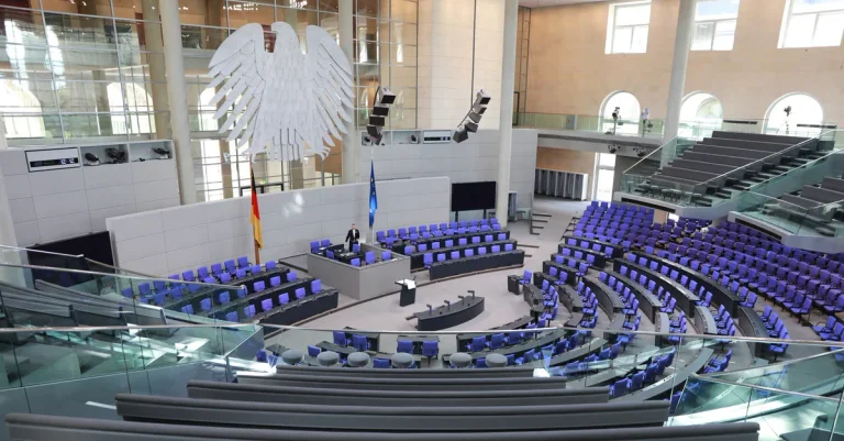 Vorschaubild: Bundesregierung lehnt Abschiebung nach Afghanistan ab