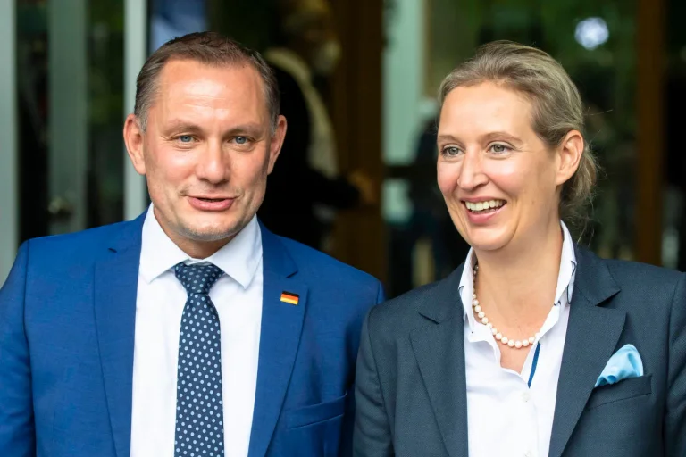 Vorschaubild: AfD baut Abstand zu den Grünen laut INSA-Meinungstrend aus