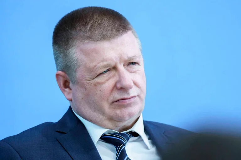 Vorschaubild: Wie die Junge Alternative gegen den Verfassungsschutz vorgehen will