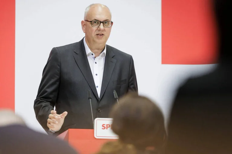 Vorschaubild: Rot-grün-rotes Regierungsbündnis für Bremen steht