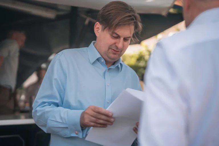 Vorschaubild: Maximilian Krah: „Rechts will keiner sein, daher haben wir die Deutungshoheit“