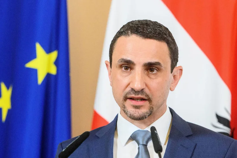 Vorschaubild: Österreich: DSN will Befugnisse zur Verfolgung von „Fake News“