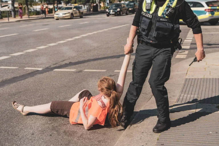 Vorschaubild: Studie belegt: Linke sind intoleranter