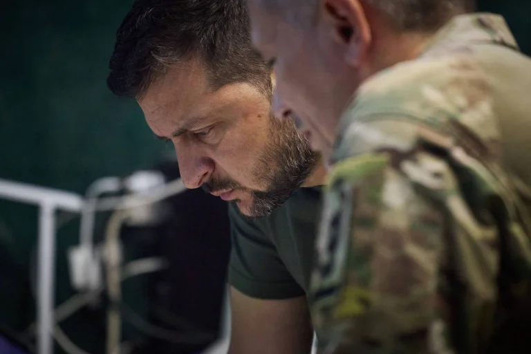 Vorschaubild: Korruption: Ukrainische Armeechefs sollen Luxusautos und Immobilien gekauft haben