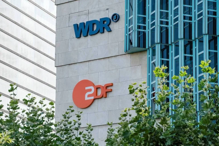 Vorschaubild: Linker Staatsfunk: Öffentlich-rechtliche Sender als Antifa-Lautsprecher