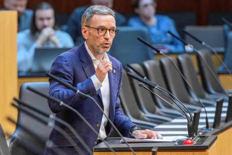 Vorschaubild: Vor Nationalfeiertag: Nationalrat diskutiert über Neutralität