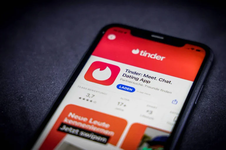 Vorschaubild: Swipen gegen Rechts: Linke betreiben Wahlkampf auf Dating-Plattform