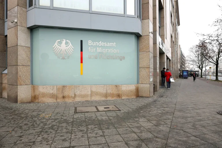 Vorschaubild: 132.000.000 Euro pro Tag: So viel Geld gibt Deutschland für Migranten aus