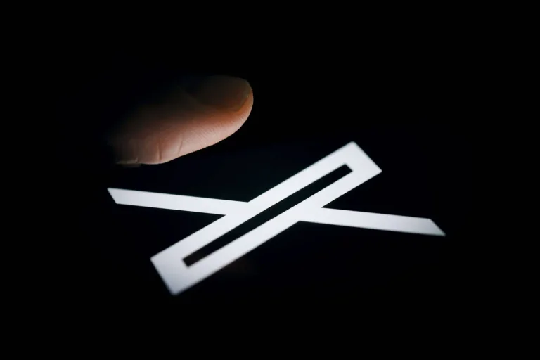 Vorschaubild: „Freiwillige Kooperationspartner“ meldeten BKA über 13.000 Äußerungen im Netz