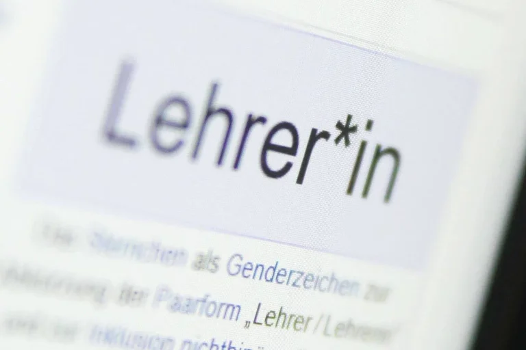 Vorschaubild: CDU sammelt Unterschriften für Volksinitiative, stimmt dann aber dagegen