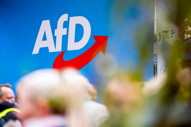 Vorschaubild: Umfrage: Neue Rekordwerte für die AfD, desaströse Werte für die SPD