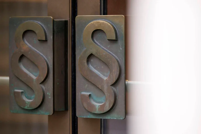 Vorschaubild: Studie: Religion zählt für junge Migranten oft mehr als staatliche Gesetze