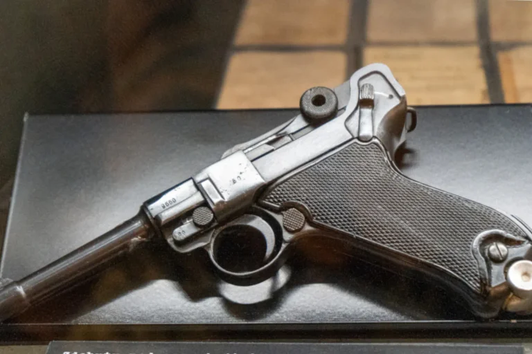 Vorschaubild: Von den Bergen in die Welt – Die Erfolgsgeschichte der Luger „Parabellum“